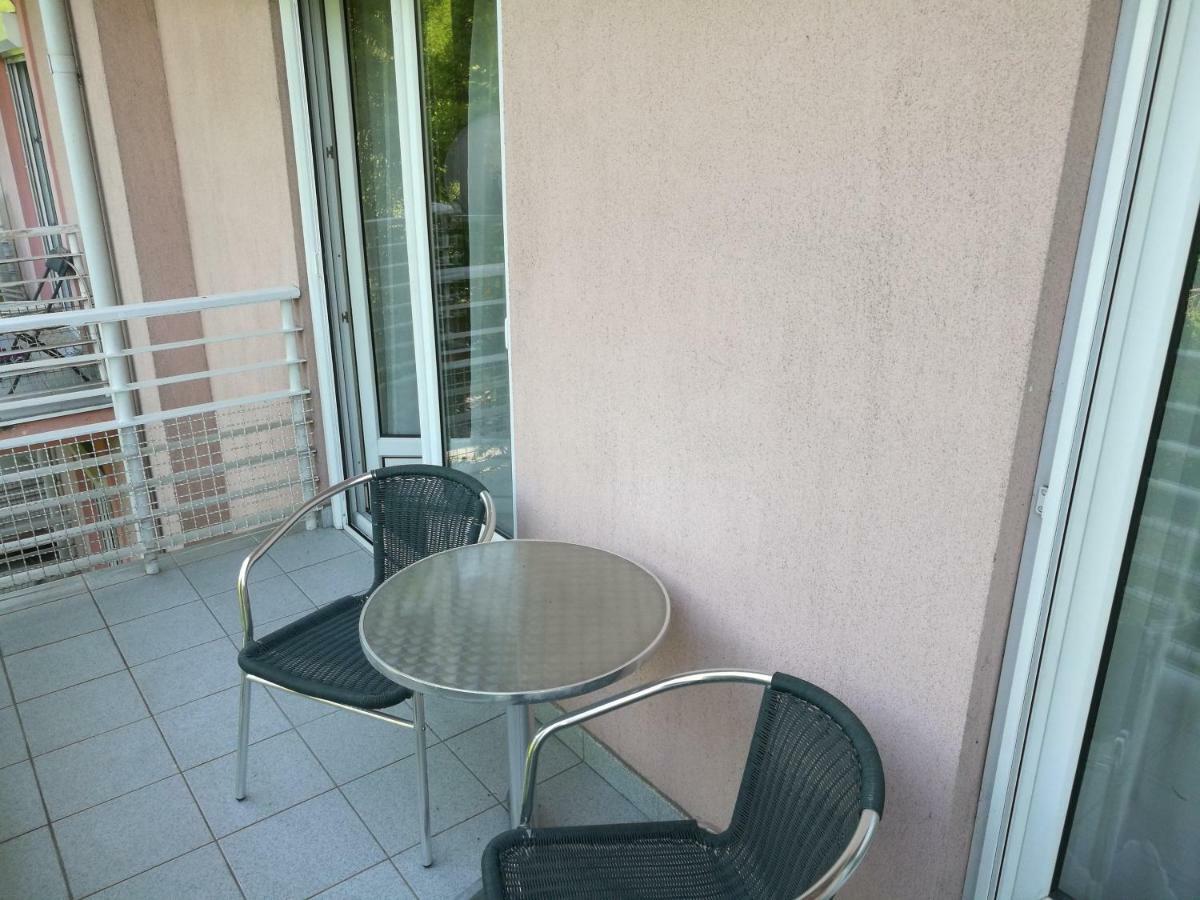 Niki Apartman Heviz Luaran gambar